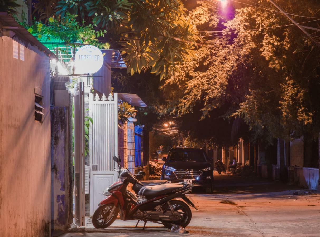 Together House Nha Trang Esterno foto